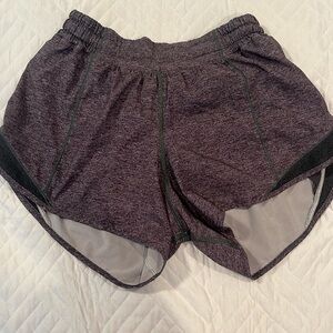 Lululemon size 4 running shorts 2.5 inch